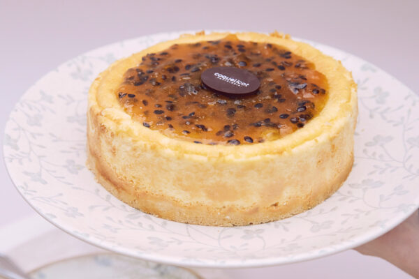 Cheesecake horneado de maracuyá