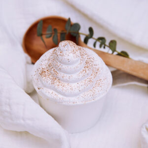 Postre de suspiro limeño