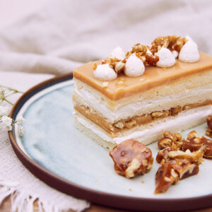 Pastel de manjar nuez