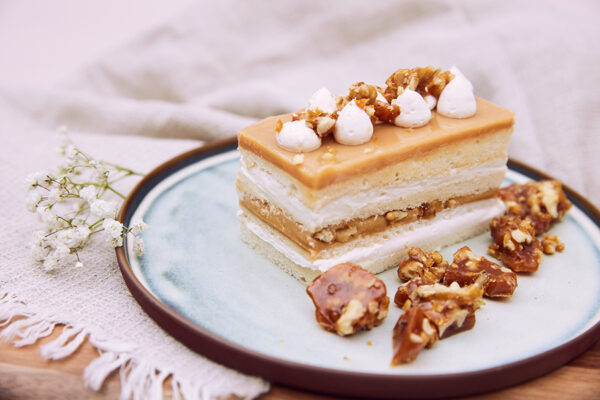 Pastel de manjar nuez
